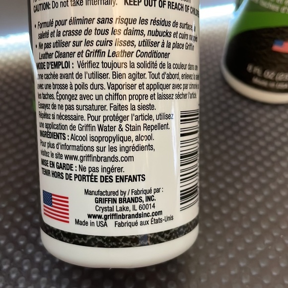 Griffin Suede Cleaner Unbuckle & Napped Leather 2 bottles 8 Fl. Oz. New - Picture 6 of 9